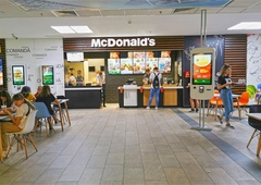 Kaj je šlo narobe? McDonald's v centru Ljubljane zaprl svoja vrata
