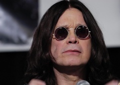 Svet rocka zavit v črnino: umrl je legendarni Ozzy Osbourne