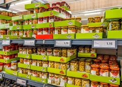 Kupujemo z zaupanjem, dobimo ponaredek. Slovenci razkrili, kaj jih najbolj skrbi