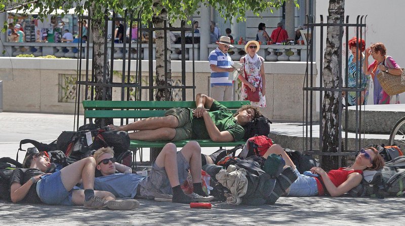 turisti lezijo Ljubljana