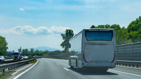 Vozovnice po starem le še do avgusta: sprememba, ki jo bodo občutili mnogi