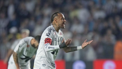 Neymar prekinil molk po incidentu: "Vsak navijač ima pravico, da me izžvižga, nima pa pravice, da me žali"