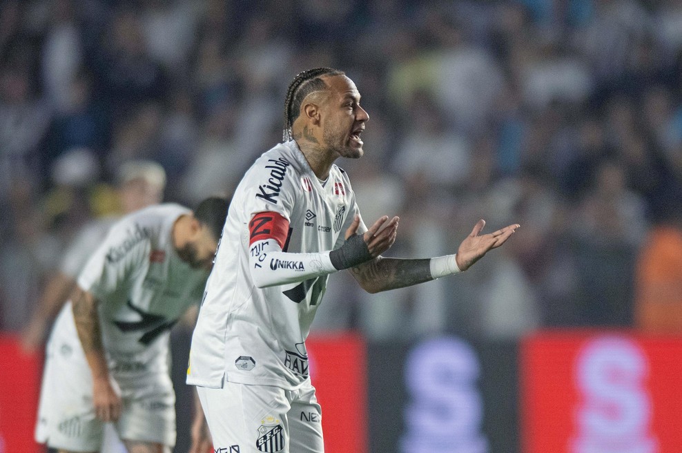 Neymar prekinil molk po incidentu: "Vsak navijač ima pravico, da me izžvižga, nima pa pravice, da me žali" (foto: Profimedia)