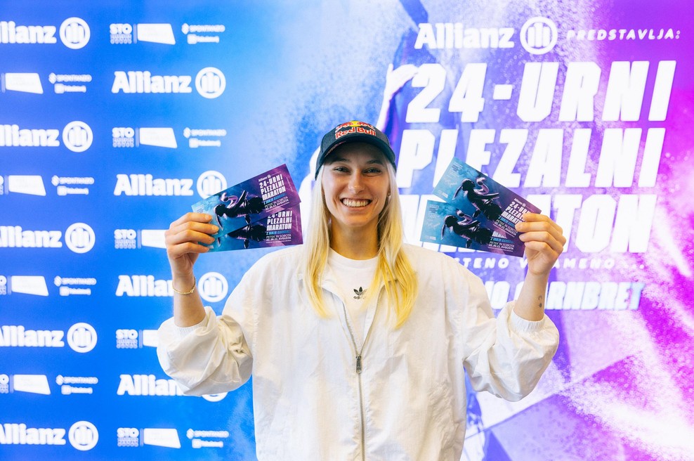 Allianz in Janja Garnbret združila moči v dobro mladih (foto: promocijska fotografija)