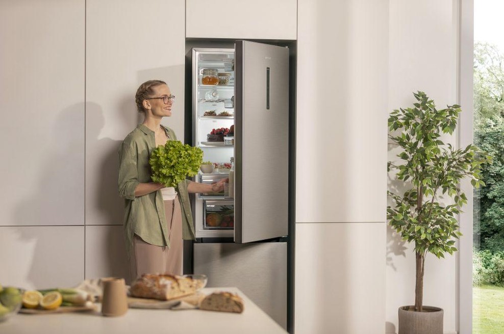 Pametni hladilniki Gorenje so zanesljivi partnerji za sodobno, brezskrbno življenje. (foto: Gorenje GSI)