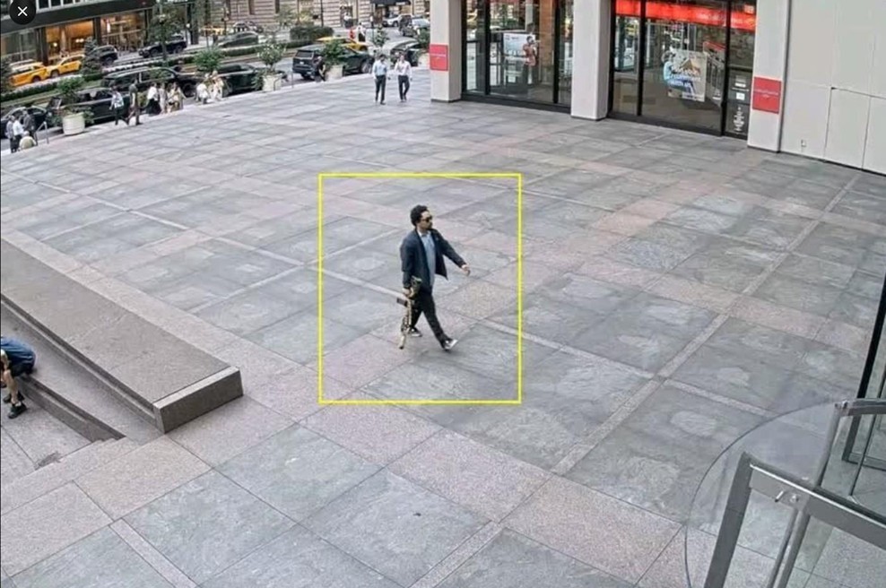 Strelski napad v New Yorku: moški v stolpnici ubil najmanj štiri osebe, med njimi tudi policista (foto: Profimedia)