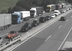 Tragedija na štajerski avtocesti: v hudi prometni nesreči umrle štiri osebe