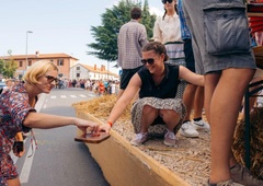 Pred vrati praznik, ko ne boste ne žejni ne lačni: vino, pršut, zabava in še dobra glasba (FOTO)