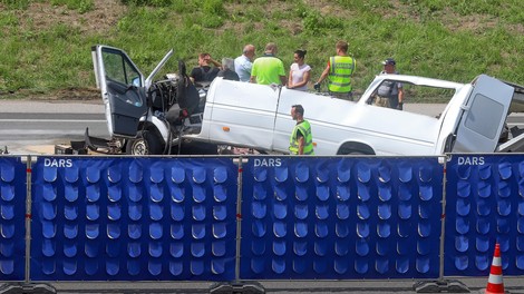 Znane podrobnosti nesreče na štajerski avtocesti, v kateri je umrlo pet oseb