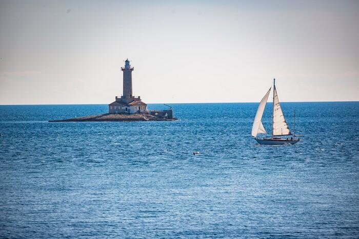 Hrvaska Jadran otok Porer svetilnik