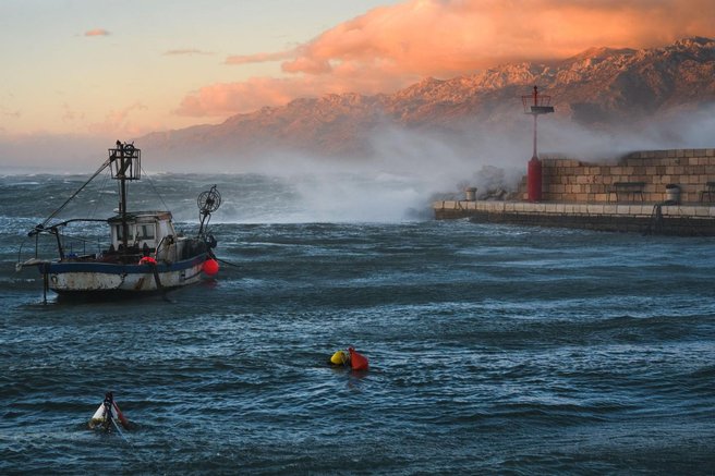 Hrvaška Dalmacija Split Jadran Jadransko morje vreme neurje gasilci