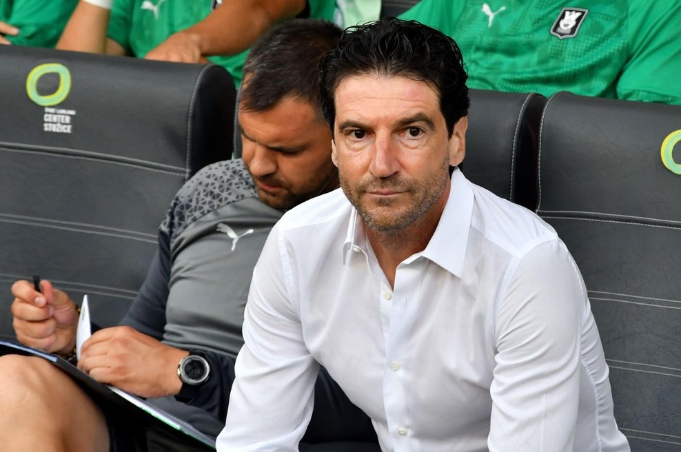 Trener Olimpije je bil natanko 35 dni: Jorge Simao ne bo več vodil zmajev, toda pogodba ni bila prekinjena (foto: Profimedia)