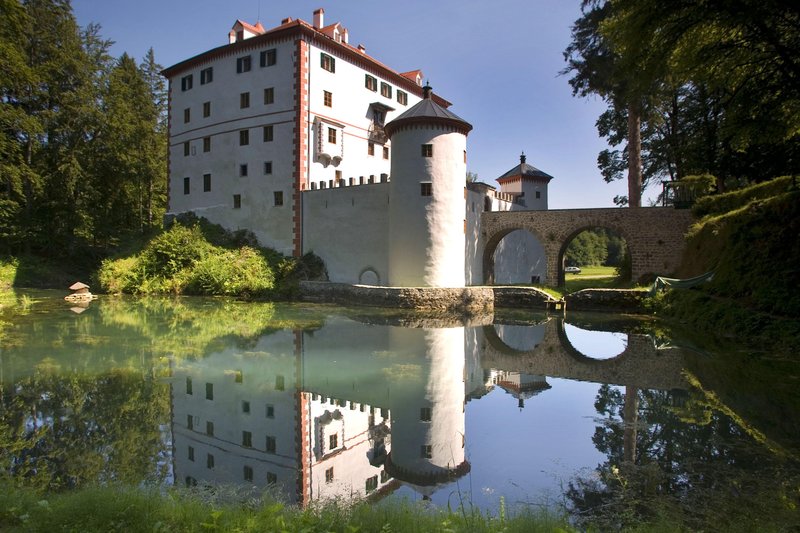 grad Sneznik