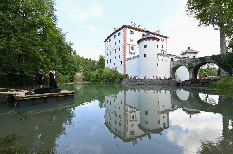 grad Sneznik