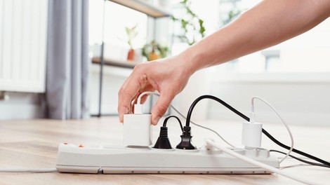 elektrika stroški denar račun električar