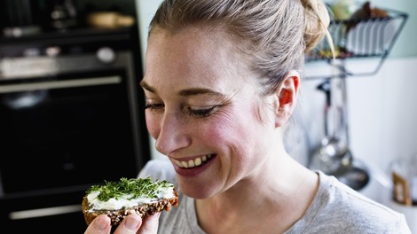 Zdravnik za dolgoživost razodel skrivnost: "Takole boste v 20 shujšali in podaljšali življenje!"