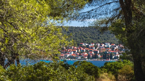 Hrvaška odpira vrata za legalizacijo številnih nezakonitih gradenj