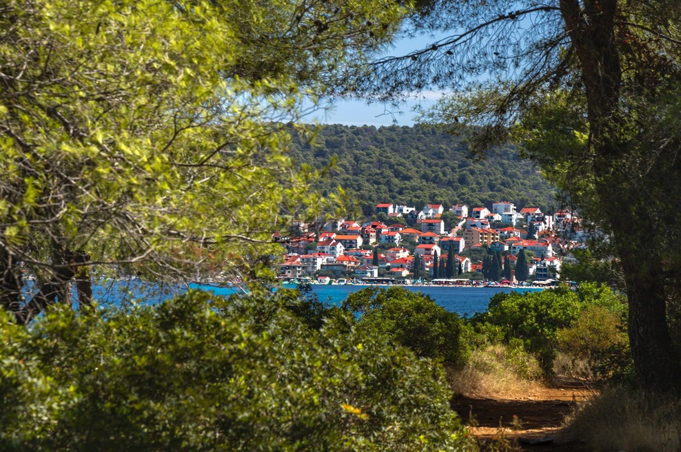 Hrvaška odpira vrata za legalizacijo številnih nezakonitih gradenj (foto: Profimedia)