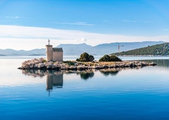 V Jadranskem morju naleteli na grozljiv prizor: v šoku, ko so videli, kaj plava na morski gladini (FOTO)