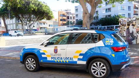 Brez hrane, brez vode, brez upanja: psi na kmetiji doživeli pekel