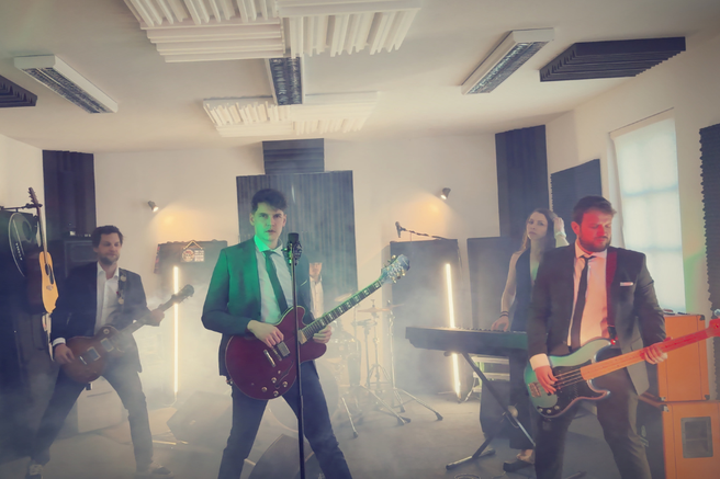 Šesti band
