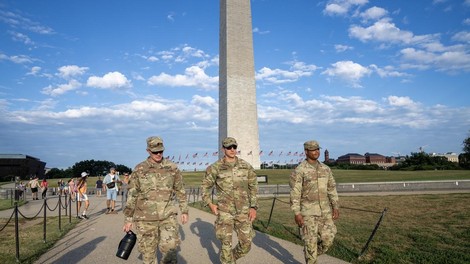 Pripadniki nacionalne garde že na ulicah Washingtona Donald Trump