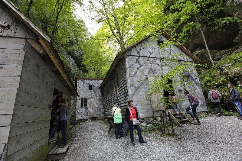 bolnisnica Franja turisti obiskovalci