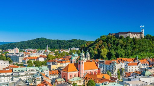 Turistična vročica v Sloveniji: številke, ki presegajo pričakovanja