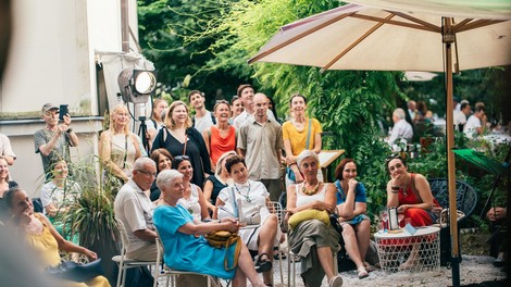 Poletje v znamenju glasbe, pustolovščin in druženja: pester program Kaval Group v Ljubljani