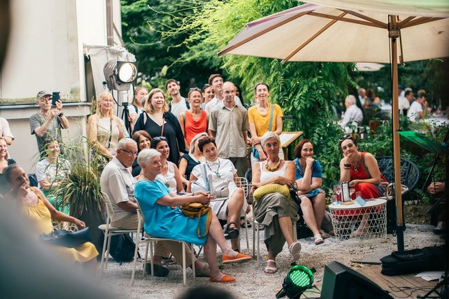 Poletje v znamenju glasbe, pustolovščin in druženja: pester program Kaval Group v Ljubljani