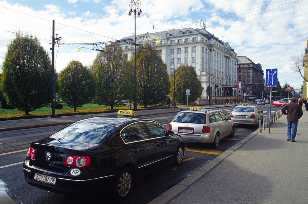Taksist iz Zagreba turistki »olajšal« račun: znesek je neverjeten (foto: Profimedia)