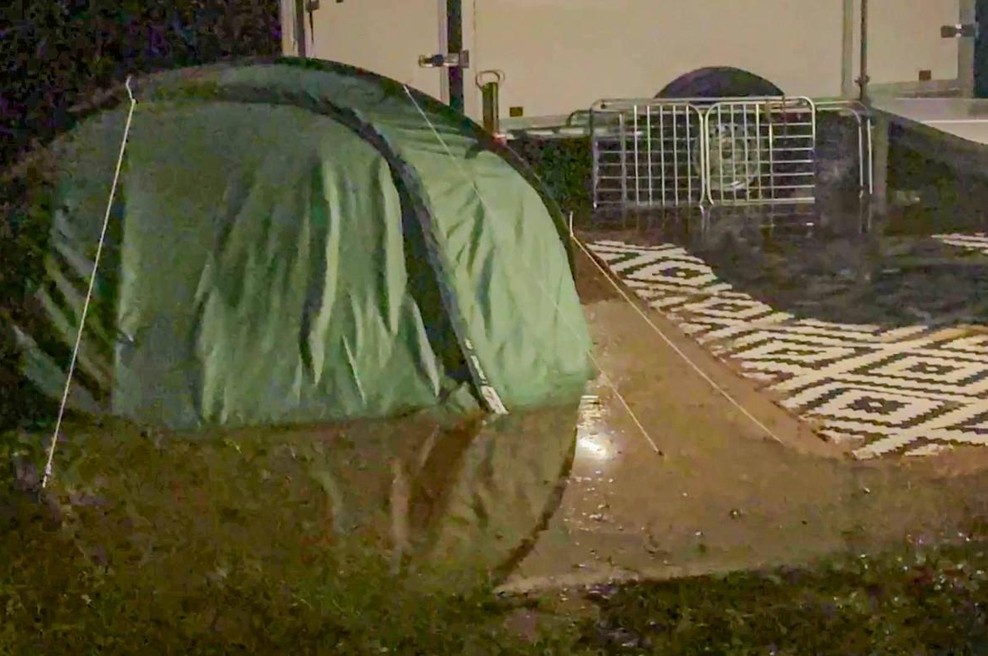 Umag pod vodo: močno neurje s točo v velikosti orehov (foto: Profimedia)