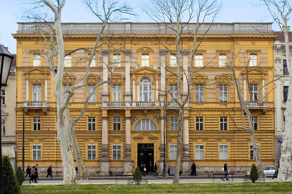 Arheološki muzej v Zagrebu