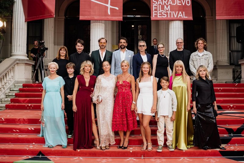 film Belo se pere na devetdeset sarajevski filmski festival rdeča preproga igralci