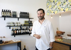 Iz Splita v Ljubljano: Dalmatinec Jakov Orlić v našo prestolnico prinaša sonce tudi po koncu poletja