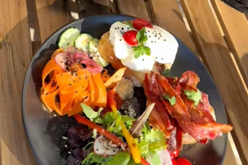 Na brunch v slikovito slovensko mesto, kjer v istem dnevu lahko uživate v pojedini, raftate, kolesarite in še kaj