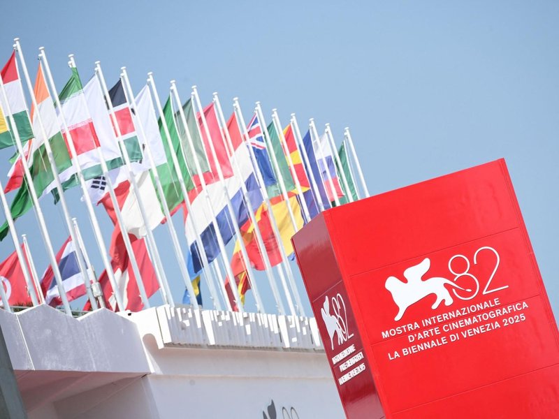 V Benetkah začetek 82. filmskega festivala