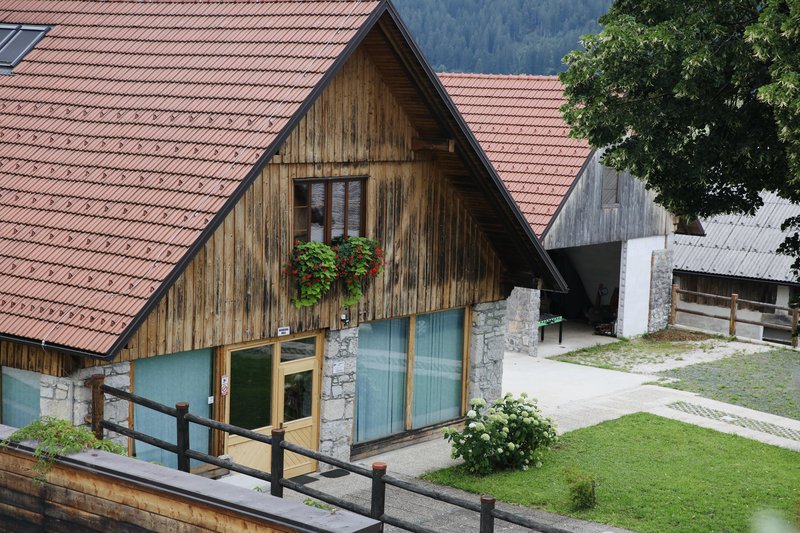 Benjamin Znidarsic tetraplegik Zavod Ars Viva hostel Podcerkev, Loška dolina