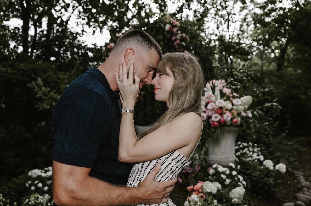 Taylor Swift: "Vaša učiteljica angleščine in učitelj telovadbe se poročita" (foto: Profimedia)