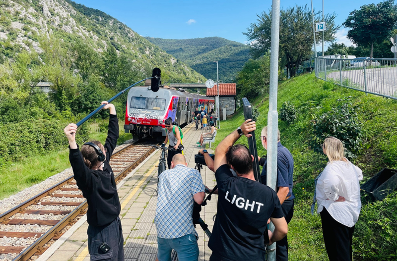 Na Goriškem snemali kratki film Viseči most Maje Weiss