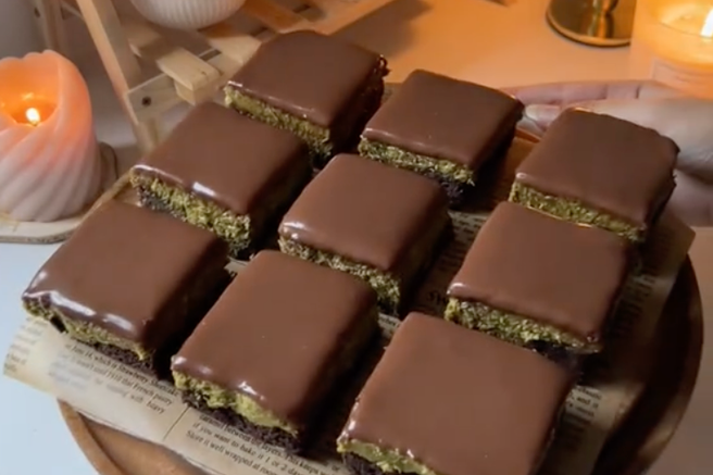 Dubajske manije še ni konec: ta božanski recept za brownije z dubajsko čokolado vas bo pustil brez besed