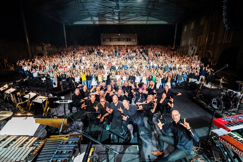 Hamo & Tribute 2 Love Križanke koncert