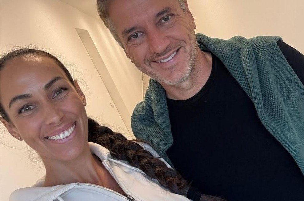 Zaljubljena kot še nikoli: Robert Golob pred poroko delil fotografijo s Tino Gaber, še več pozornosti pa je pritegnil njegov zapis (foto: Instagram/_robertgolob_)