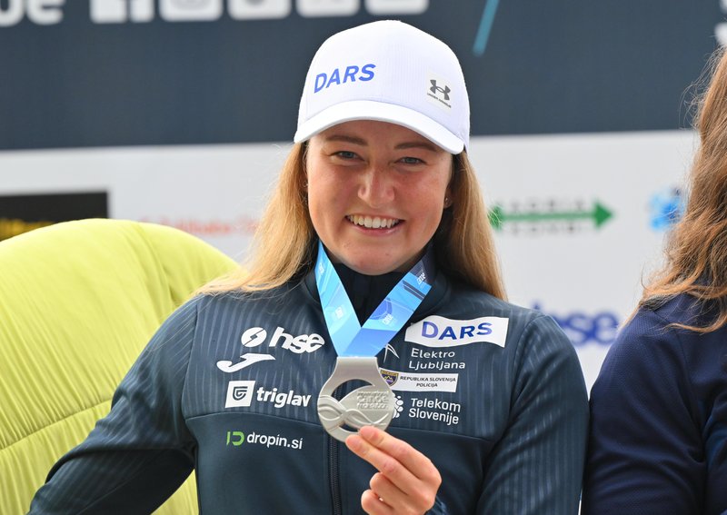 Eva Alina Hočevar