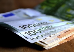 Spletni prevaranti Slovencem letos odnesli že 28 milijonov evrov