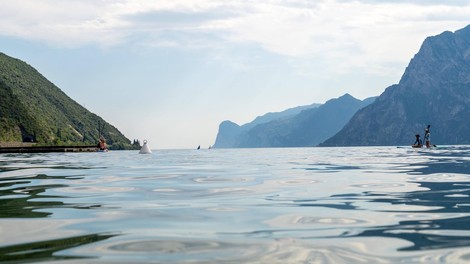 Gardsko jezero, Italija, fekalije, prepoved kopanja