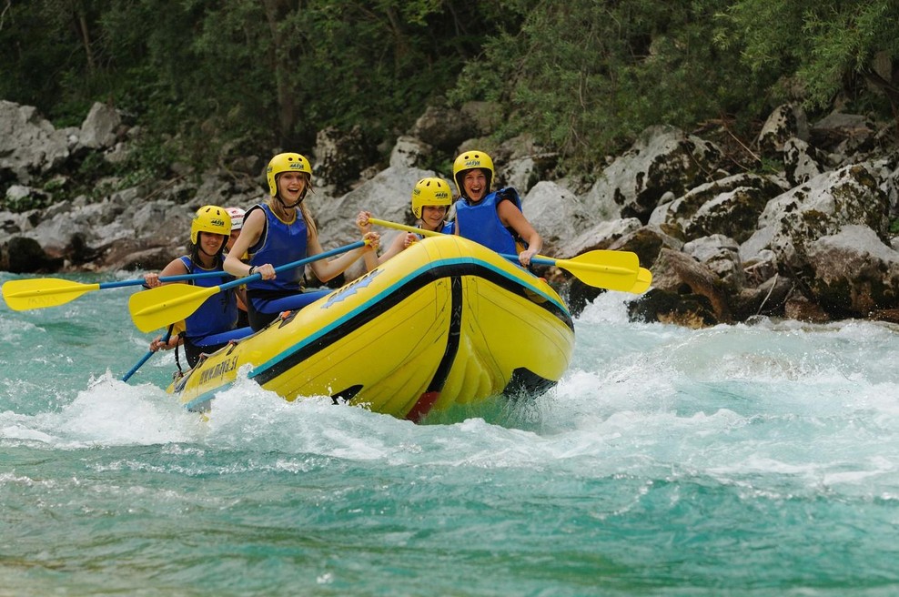 Osnovnošolci prvič na raftingu – a s priokusom razočaranja nad občino Kobarid (foto: profimedia)