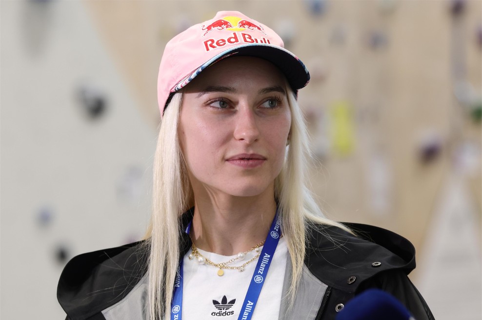 Osupljivo, kaj je Janja Garnbret storila po tekmi v Kopru: vsi govorijo o tem, kako je kar 3 ure stala in ... (foto: Bobo)