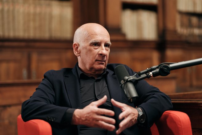 Tudi največji so se učili na napakah – Igor Akrapovič v Podkastu navdiha razkril trenutek, ko je skoraj izgubil svoje podjetje