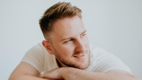 Gregor Ravnik nova pesem videospot album Verjamem
